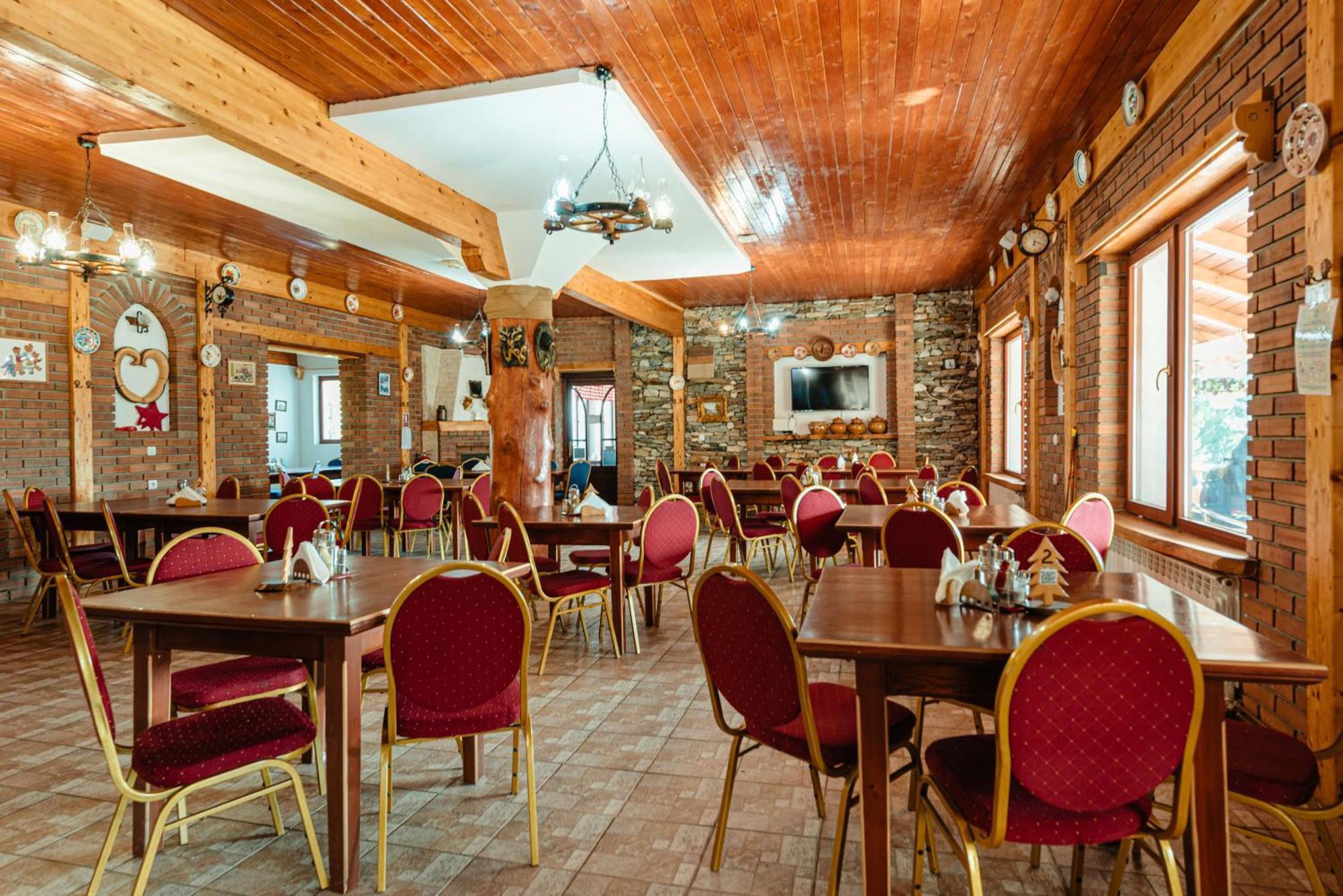 Hotel Complex Turistic Alpina Blazna Sant Exterior foto