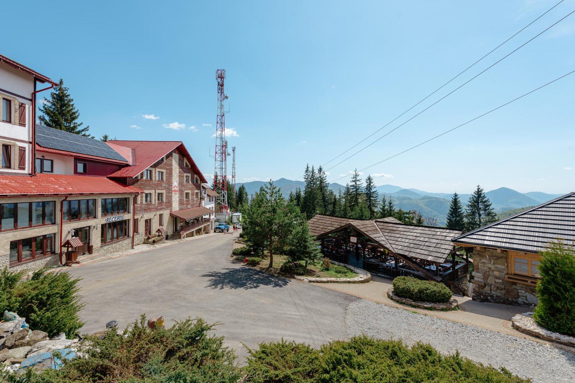 Hotel Complex Turistic Alpina Blazna Sant Exterior foto