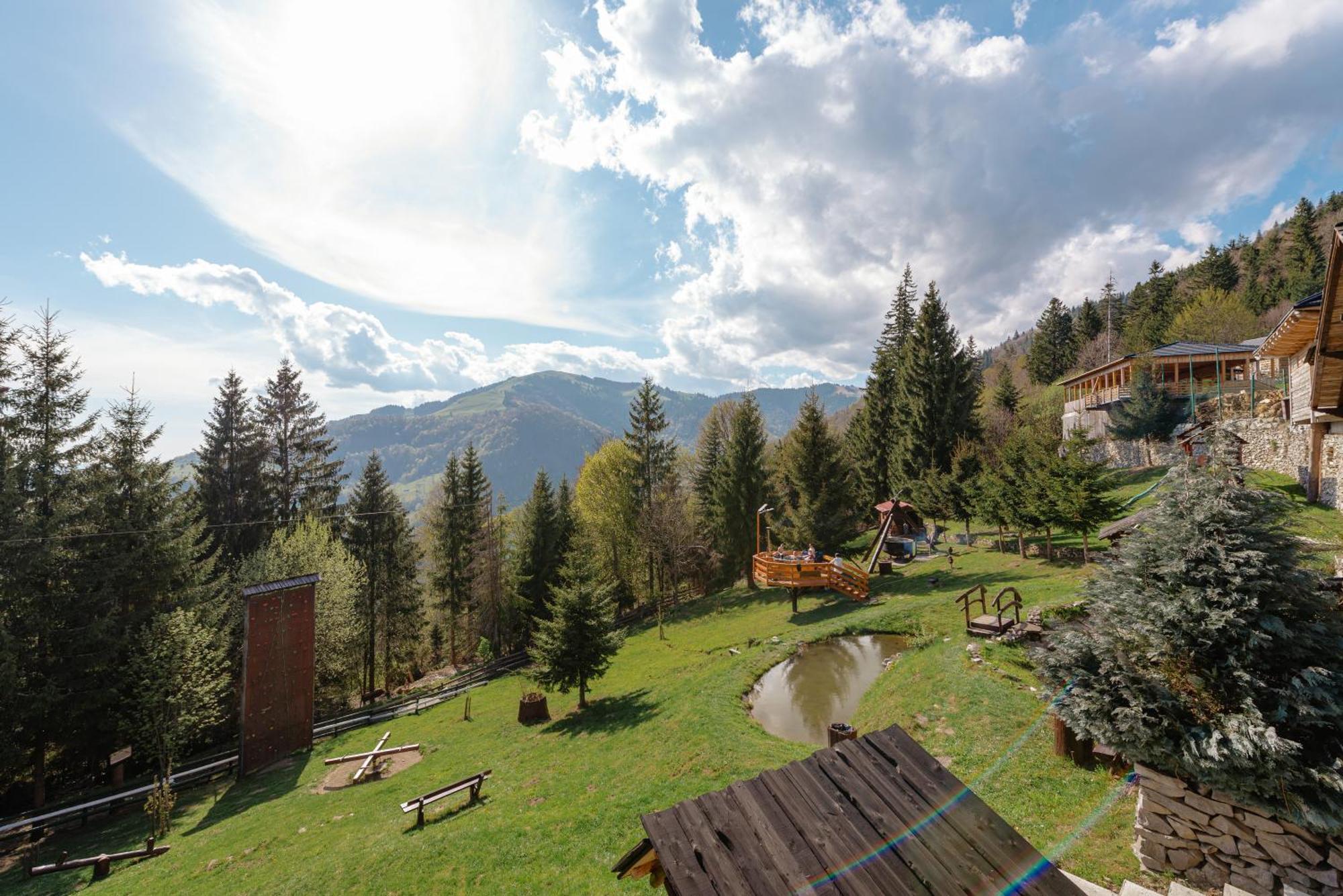 Hotel Complex Turistic Alpina Blazna Sant Exterior foto