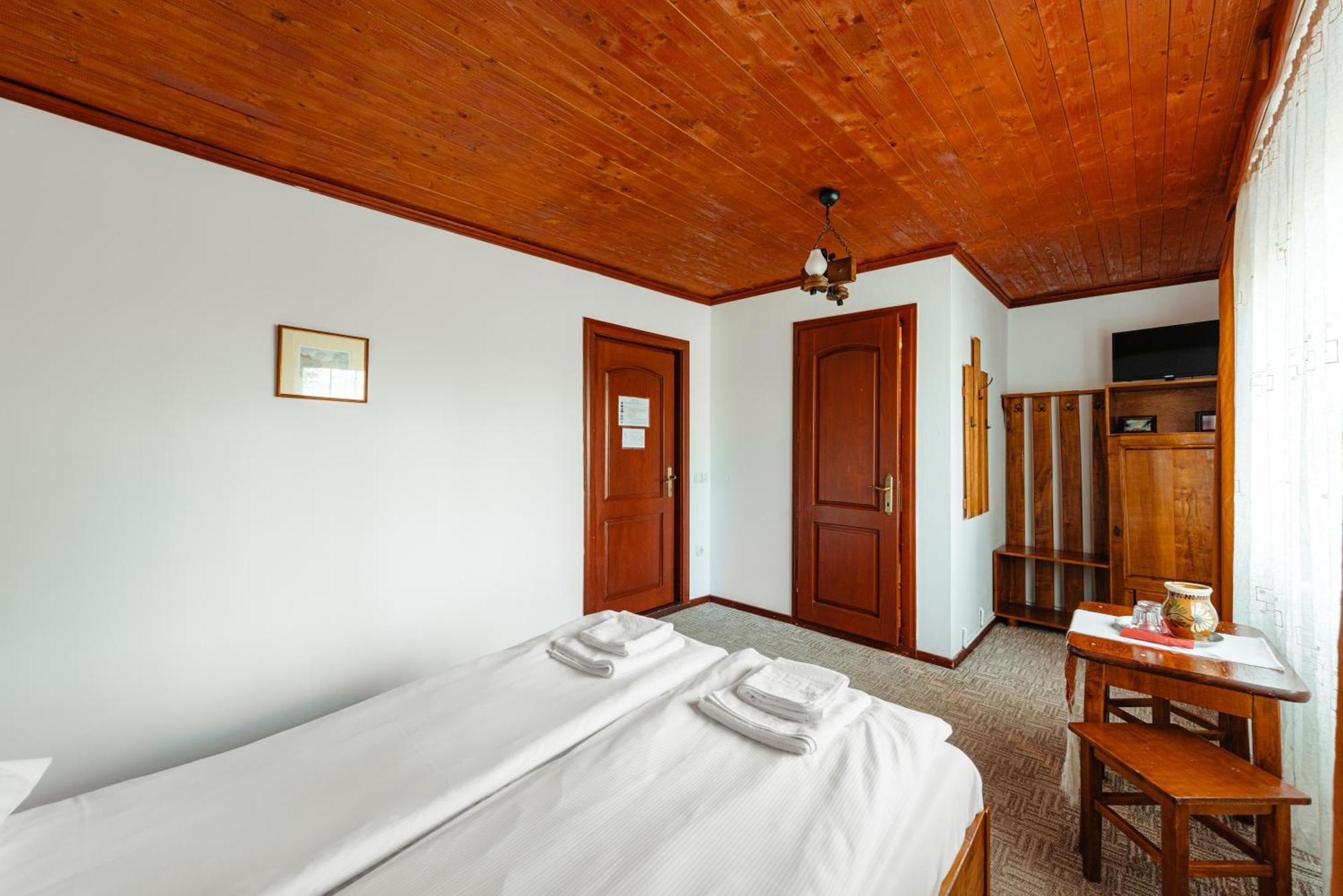 Hotel Complex Turistic Alpina Blazna Sant Exterior foto