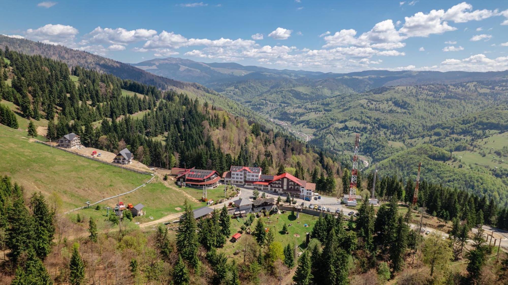 Hotel Complex Turistic Alpina Blazna Sant Exterior foto